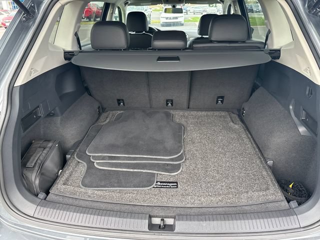 Used 2019 Volkswagen Tiguan SE AWD/4WD image 26