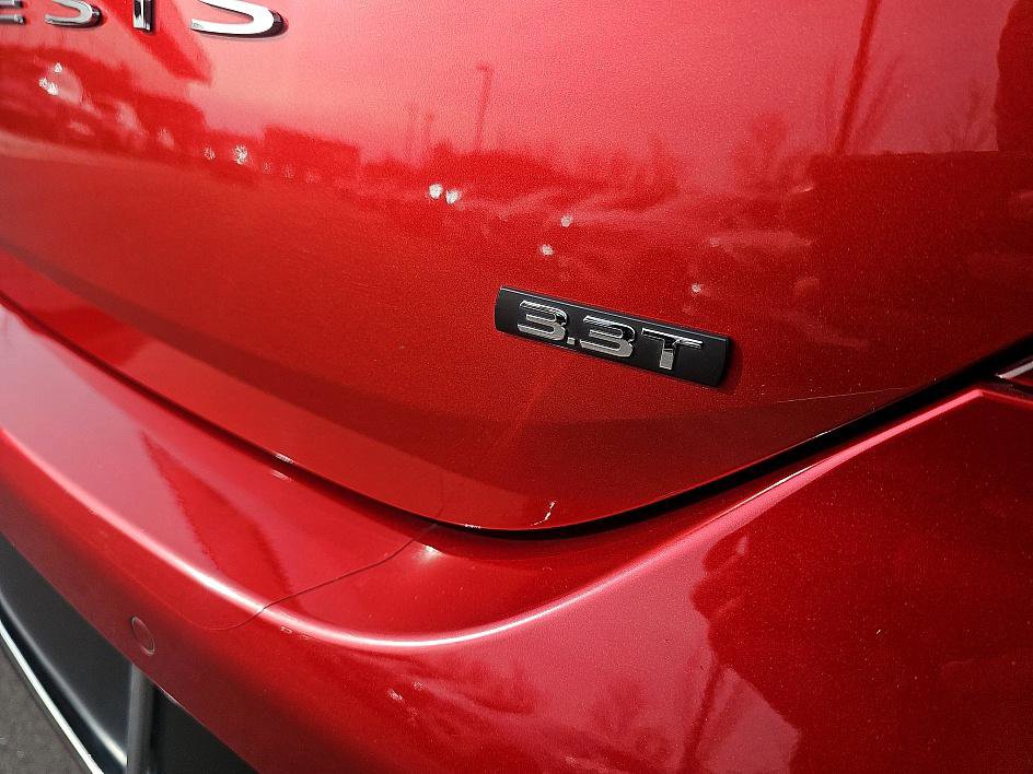 Used 2023 Genesis G70 3.3T w/ Sport Prestige Package image 9