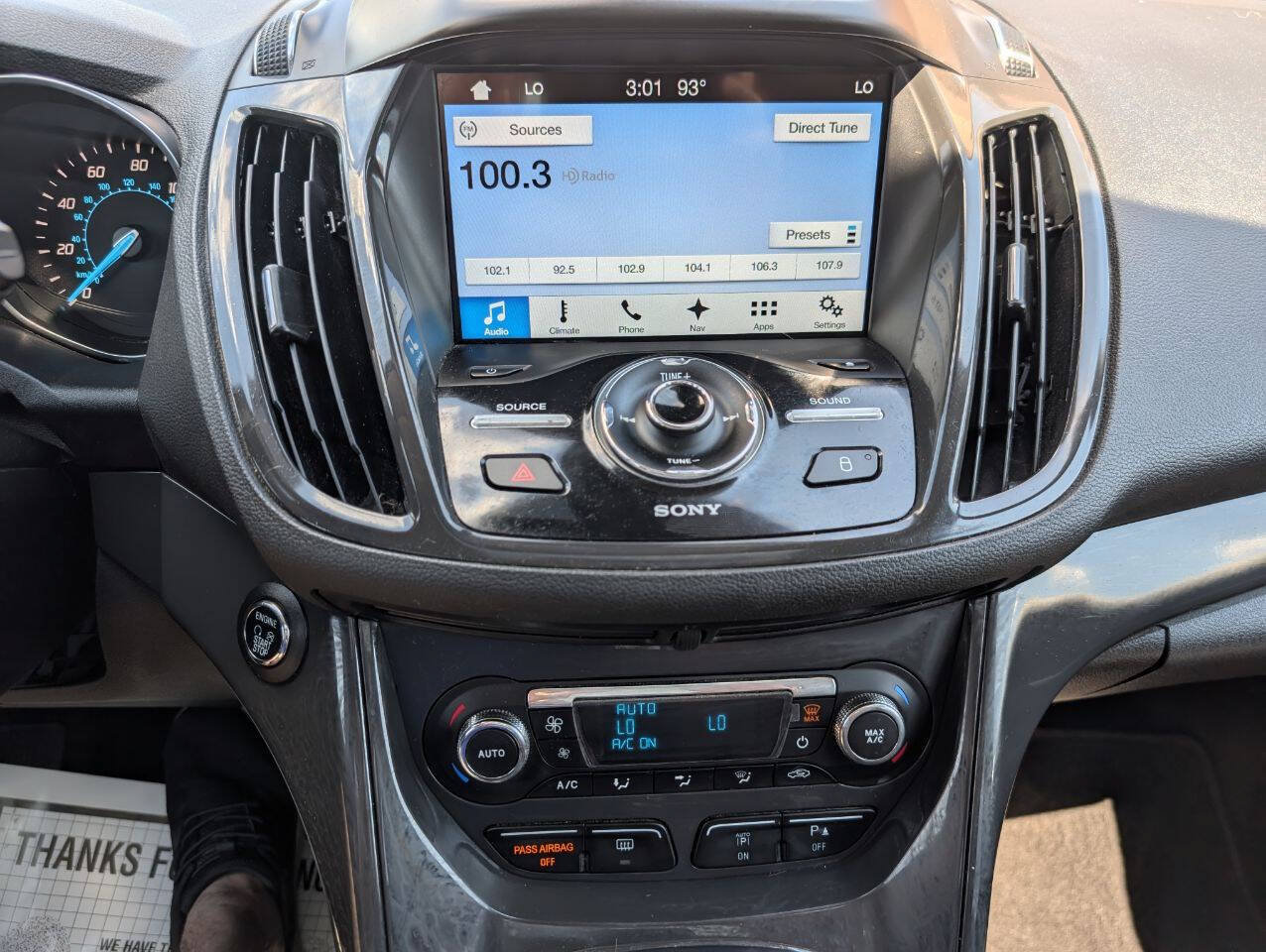 Used 2016 Ford Escape Titanium w/ Equipment Group 301A AWD/4WD image 17
