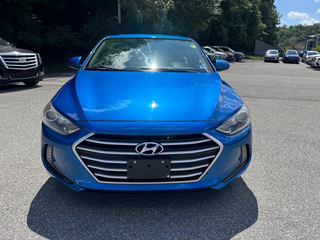 Used 2017 Hyundai Elantra Value Edition w/ Cargo Package FWD image 2
