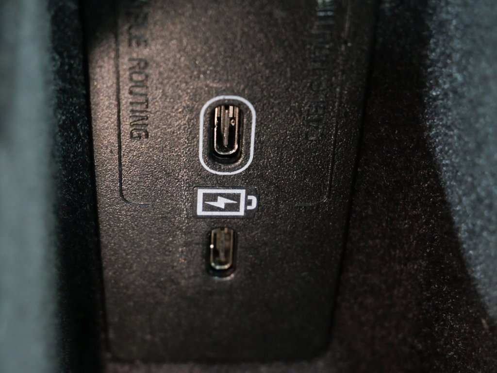 Used 2024 Volvo S60 B5 Plus image 24