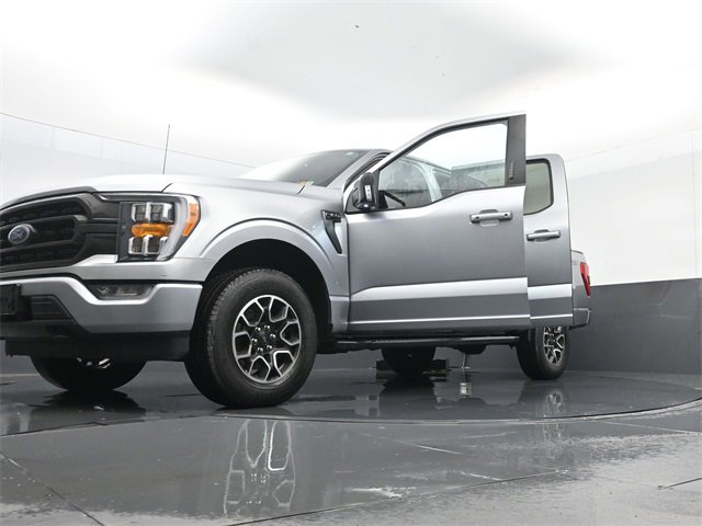 Used 2022 Ford F150 XLT w/ Equipment Group 302A High image 32