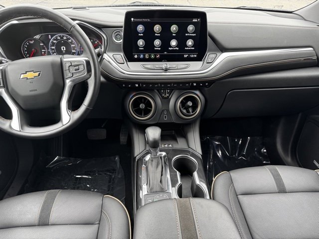 Used 2025 Chevrolet Blazer Premier w/ Driver Confidence II Package image 2