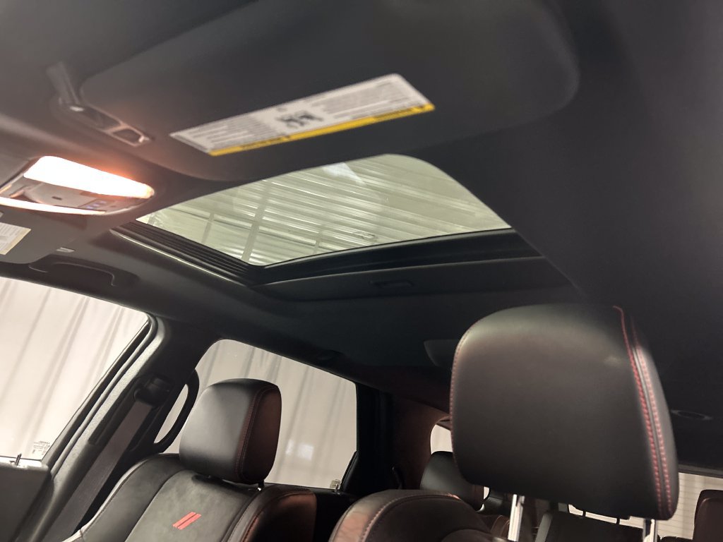 Used 2025 Dodge Durango GT AWD/4WD image 22
