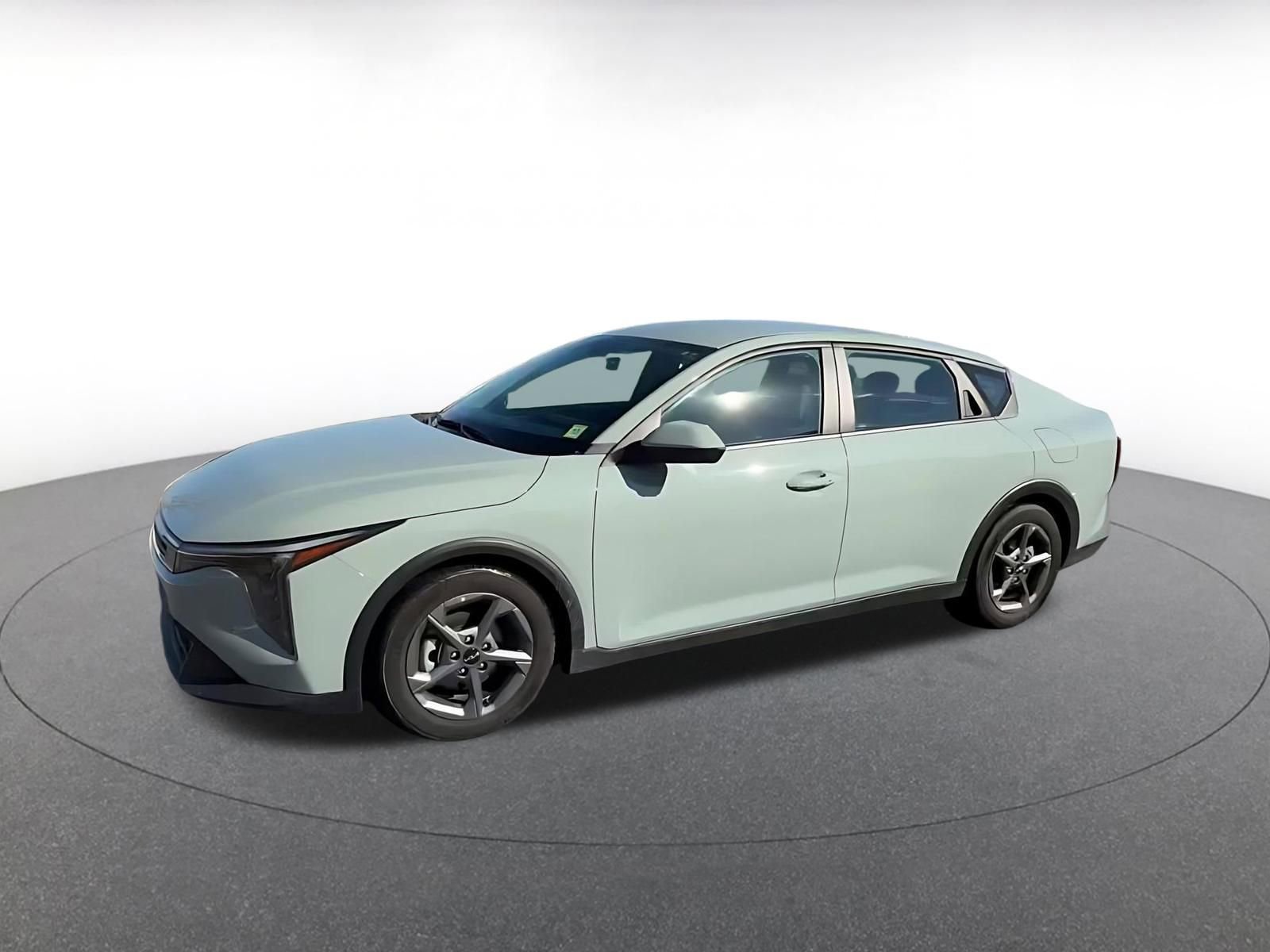 Used 2025 Kia K4 FWD image 8