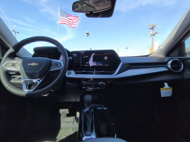 New 2026 Chevrolet Trax LT w/ Driver Confidence Package image 2