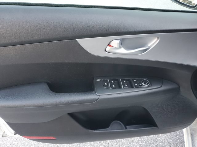 Certified 2023 Kia Forte LXS FWD image 18