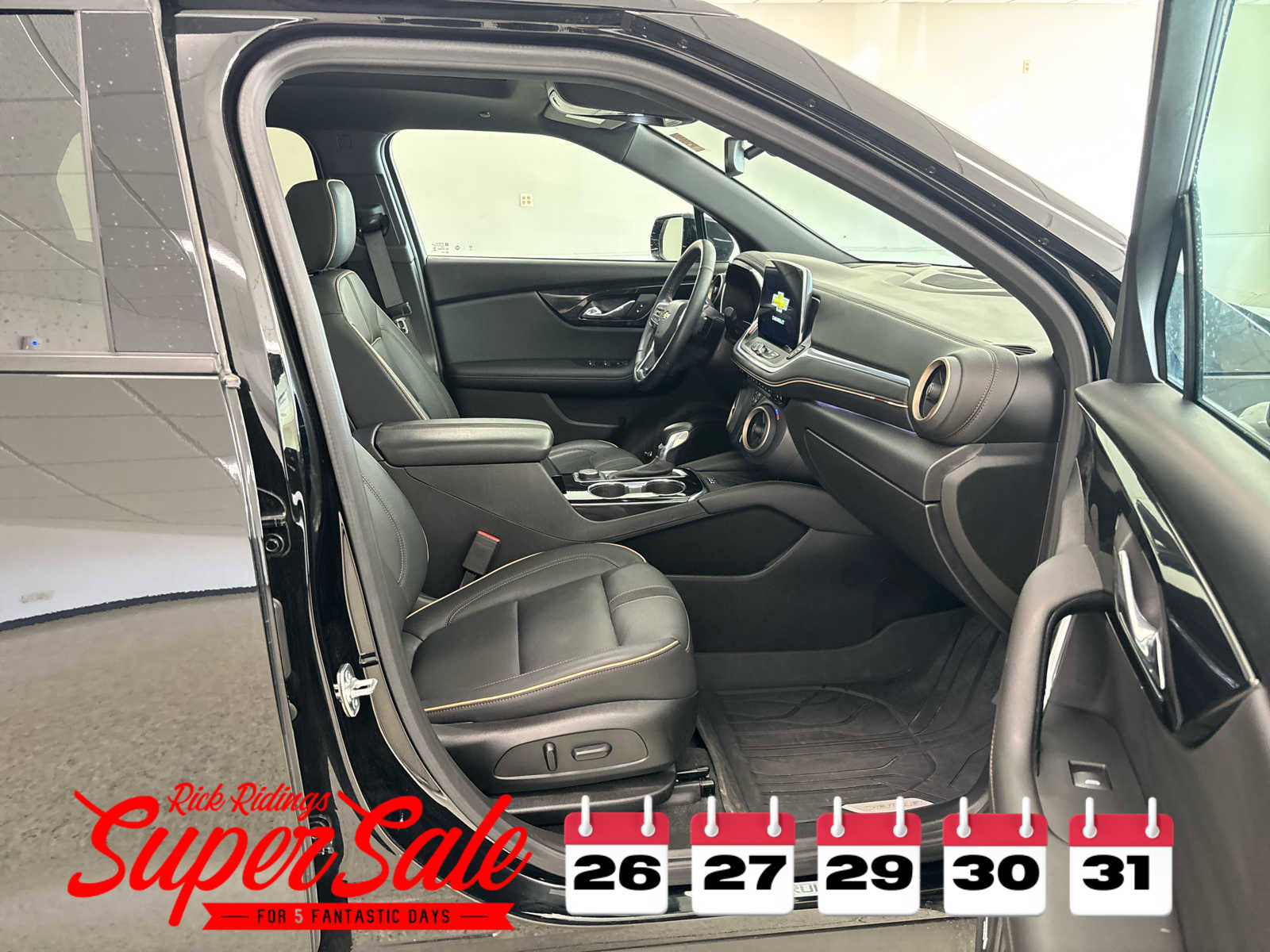 Used 2024 Chevrolet Blazer Premier w/ Enhanced Convenience Package image 17