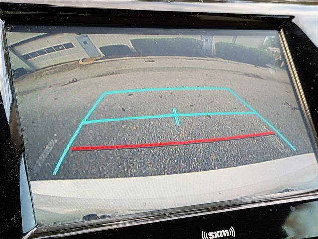 Used 2020 Toyota Camry SE image 7