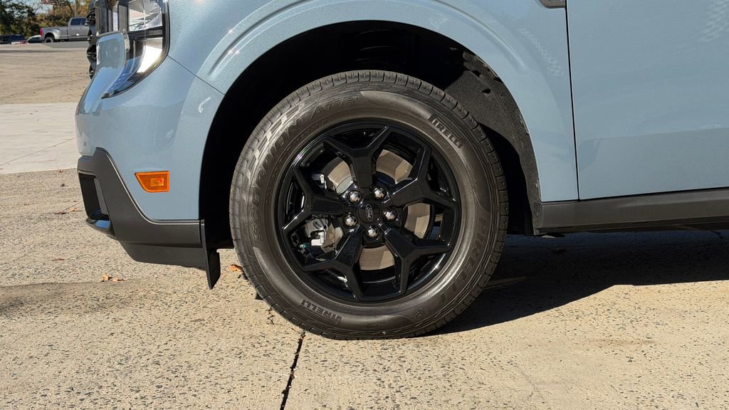 Used 2025 Ford Maverick XLT w/ XLT Luxury Package image 9