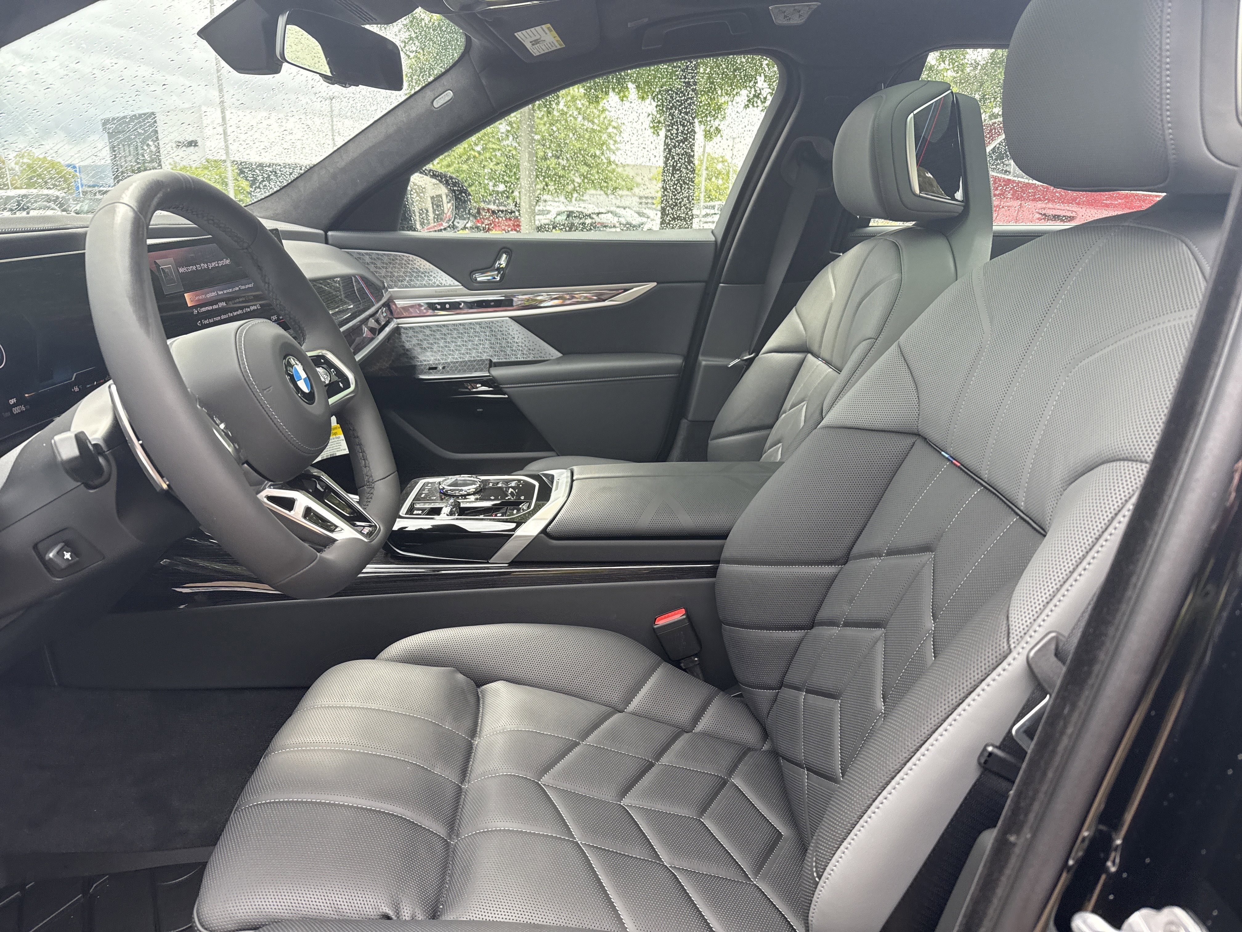 New 2026 BMW 760i xDrive image 10