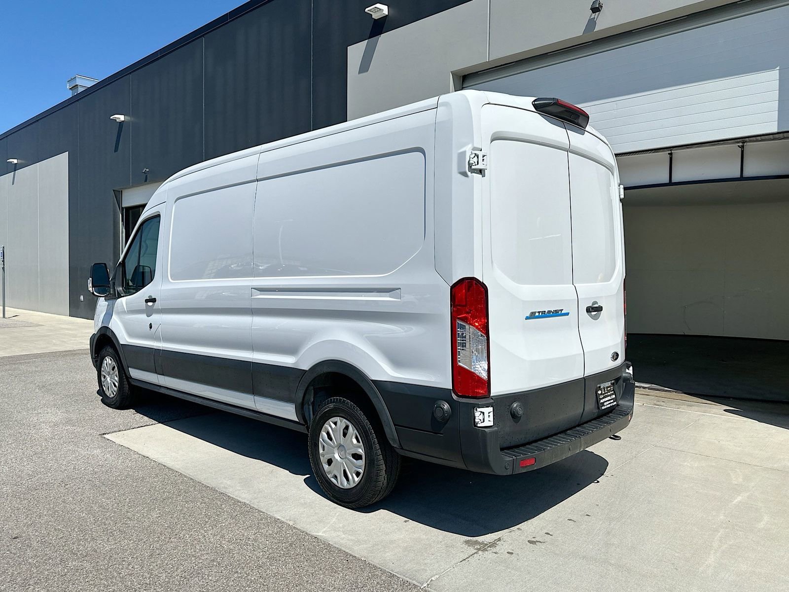 Used 2023 Ford E-Transit Medium Roof w/ Load Area Protection Package RWD image 5