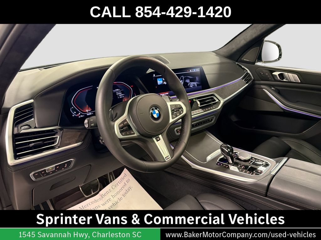 Used 2020 BMW X7 M50i w/ Luxury Seating Package AWD/4WD image 4