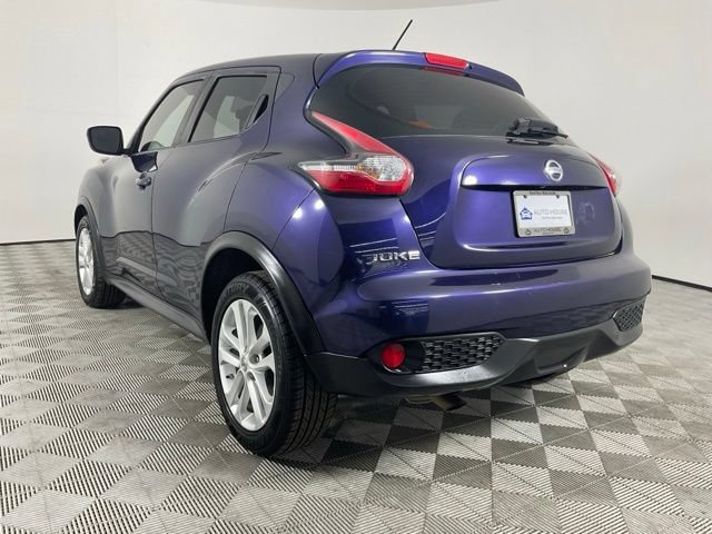 Used 2015 Nissan Juke S FWD image 4