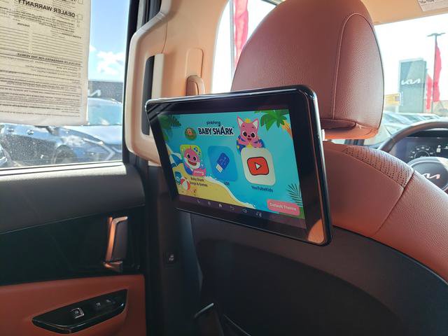 Certified 2022 Kia Carnival SX Prestige FWD image 21