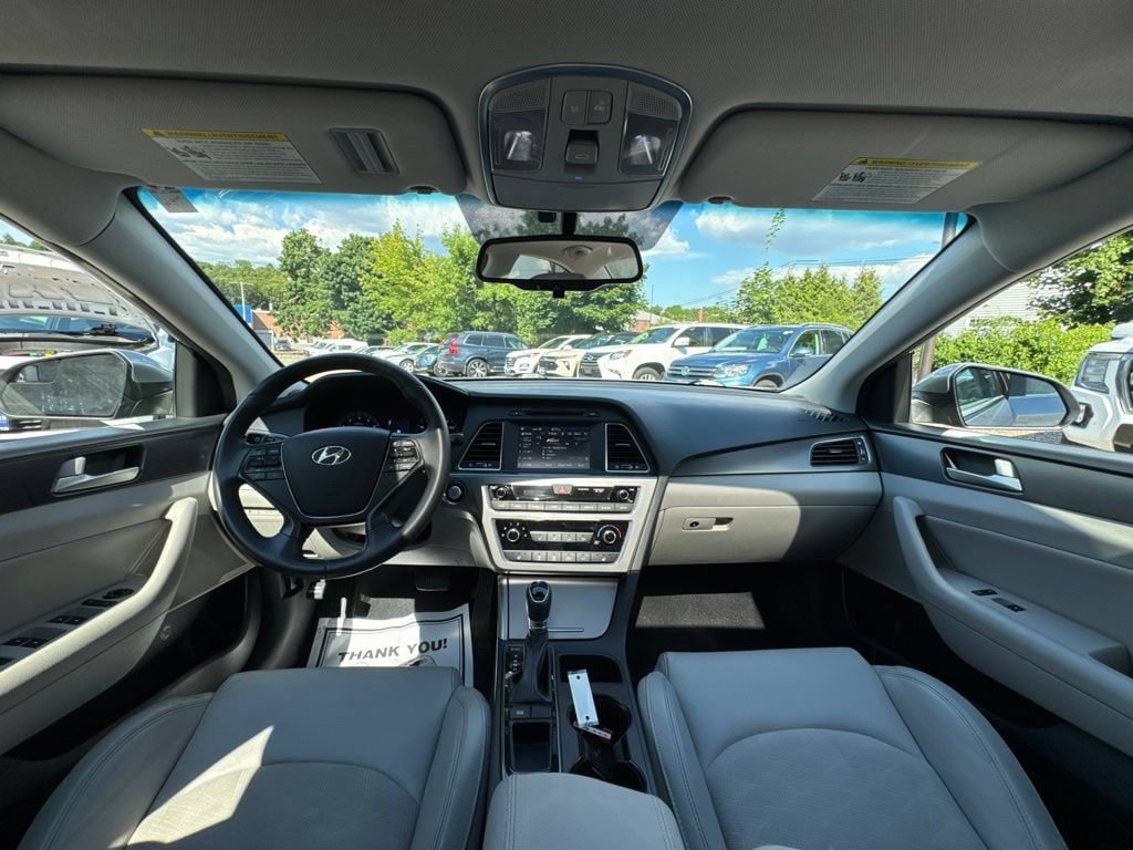 Used 2017 Hyundai Sonata Sport w/ Value Edition Package 02 FWD image 22