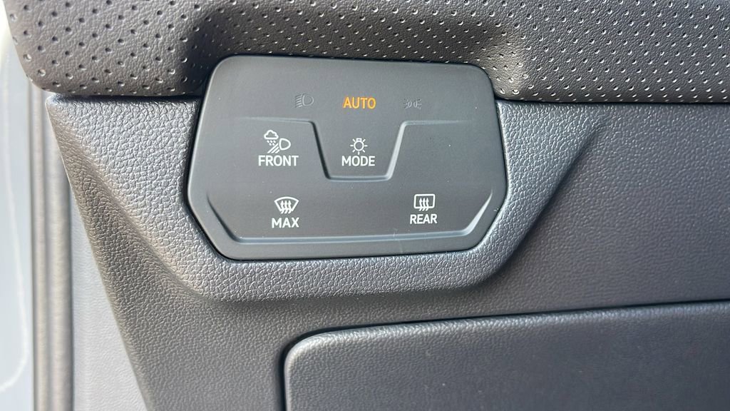 New 2026 Volkswagen Atlas SE FWD image 26