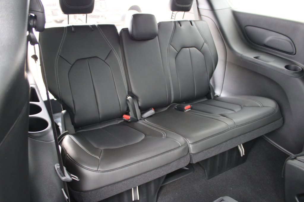 New 2026 Chrysler Pacifica Select image 31