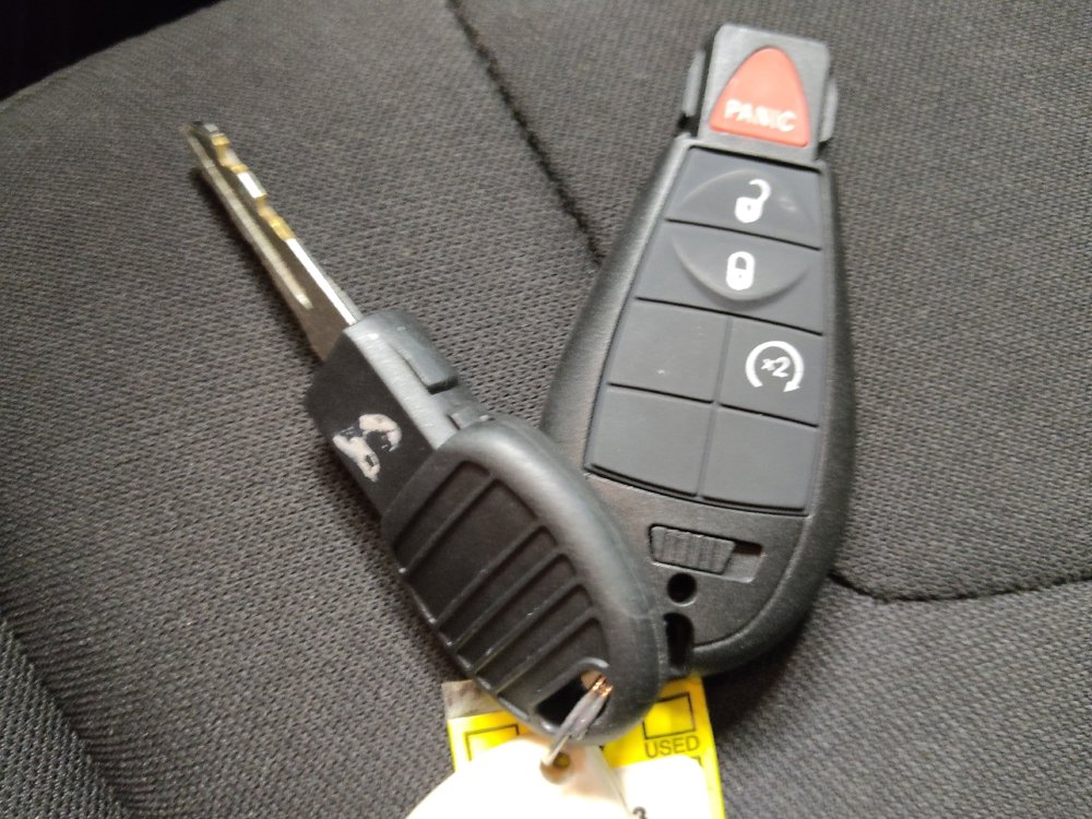 Used 2020 Jeep Cherokee Latitude image 32