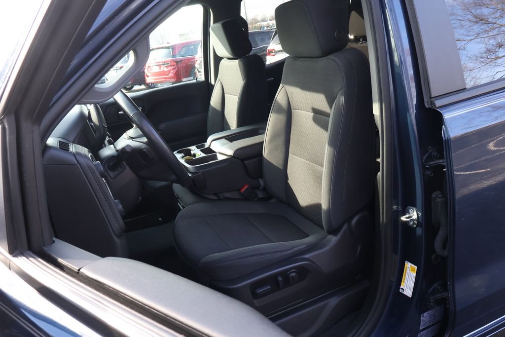 Used 2022 Chevrolet Silverado 1500 RST w/ Safety Package image 31