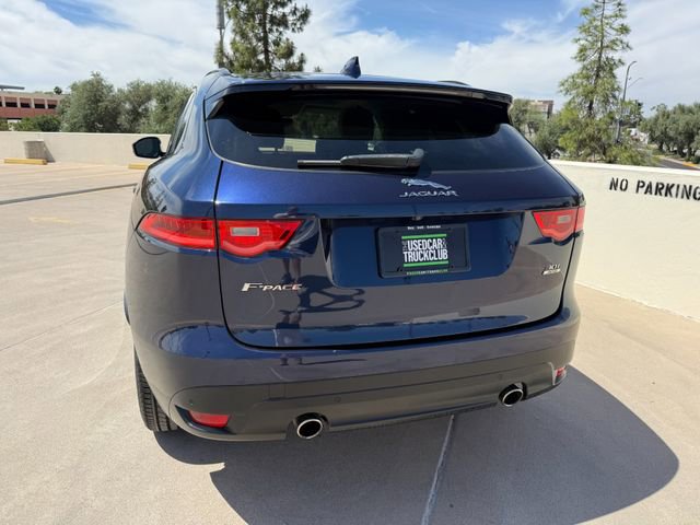 Used 2019 Jaguar F-PACE Prestige image 16