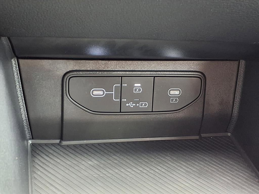 Used 2026 Kia Sportage LX w/ LX Convenience Package FWD image 5