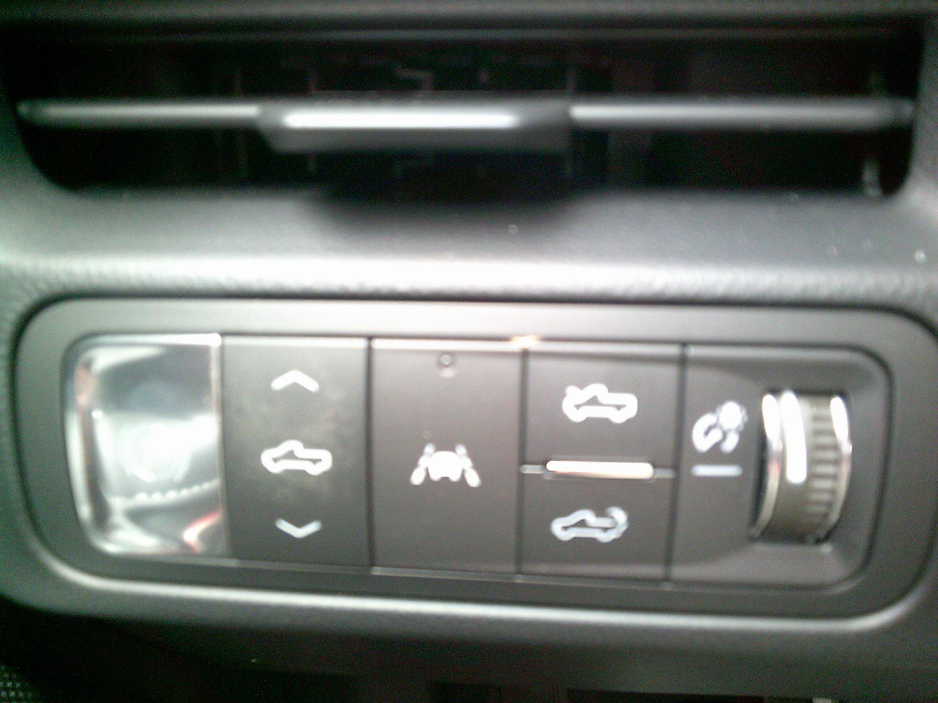 New 2025 GMC Sierra EV Denali image 13