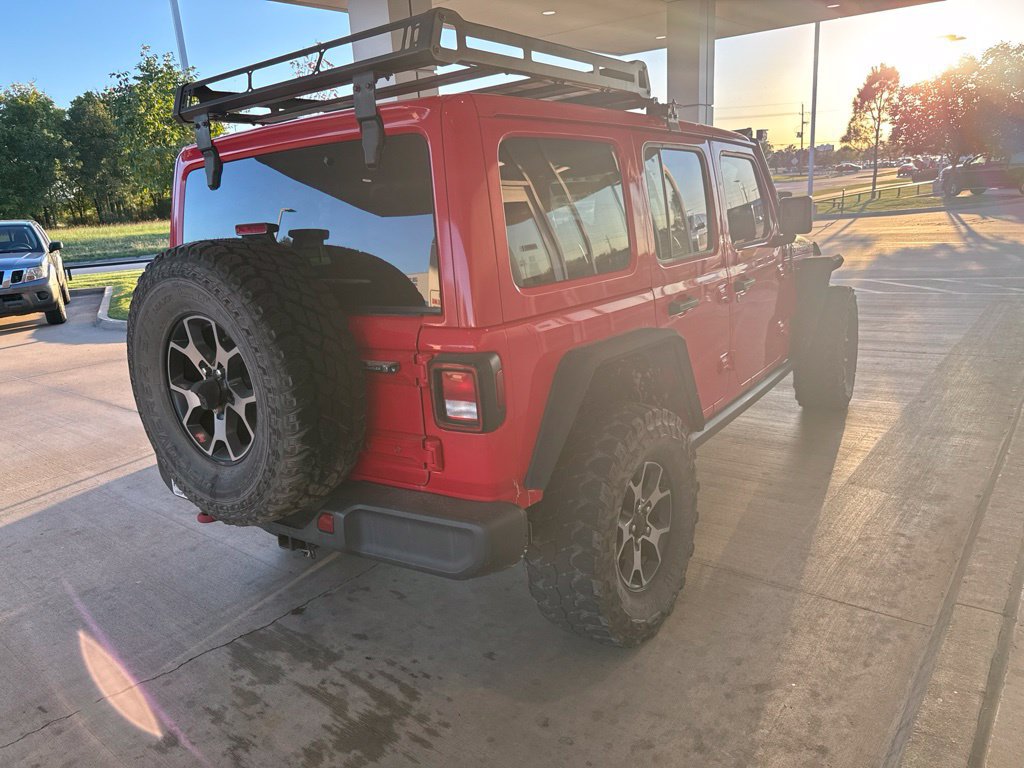 Used 2018 Jeep Wrangler Unlimited Rubicon AWD/4WD image 2
