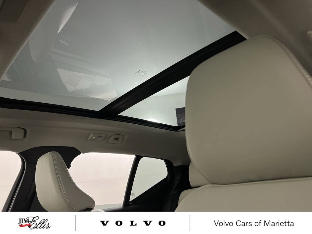 New 2026 Volvo XC40 B5 Ultra w/ Climate Package image 16