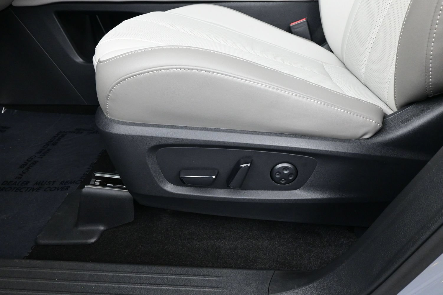 Used 2026 INFINITI QX60 Luxe w/ Cargo Package AWD/4WD image 10