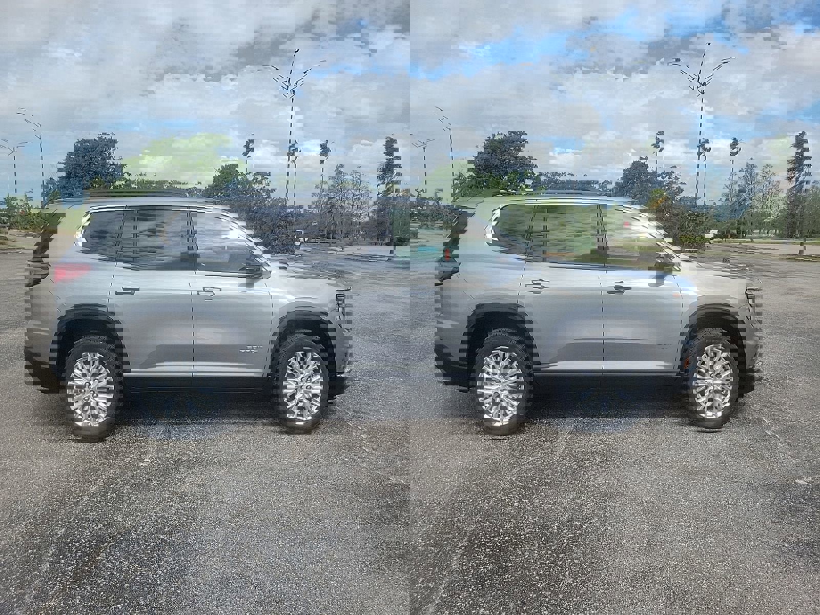 New 2026 GMC Acadia Elevation image 4