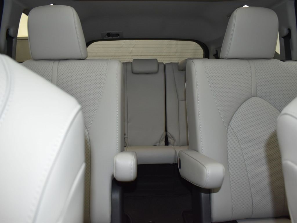 Used 2025 Toyota Grand Highlander FWD image 28
