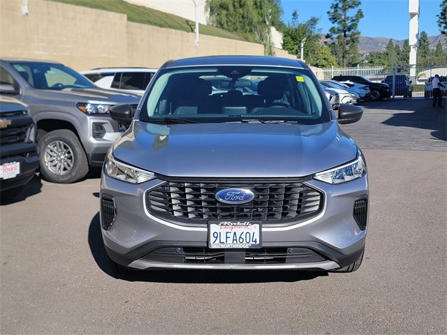 Used 2023 Ford Escape FWD image 2