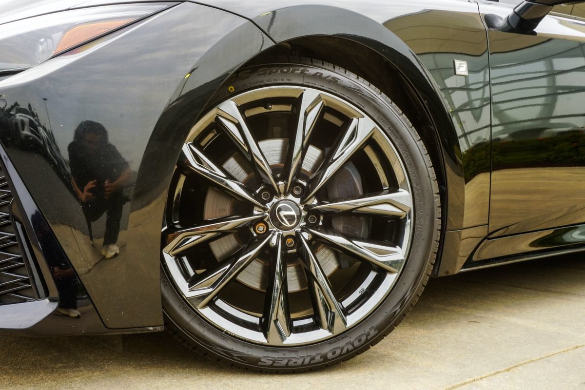 Used 2025 Lexus IS 350 F Sport w/ Accessory Package 2 RWD image 3