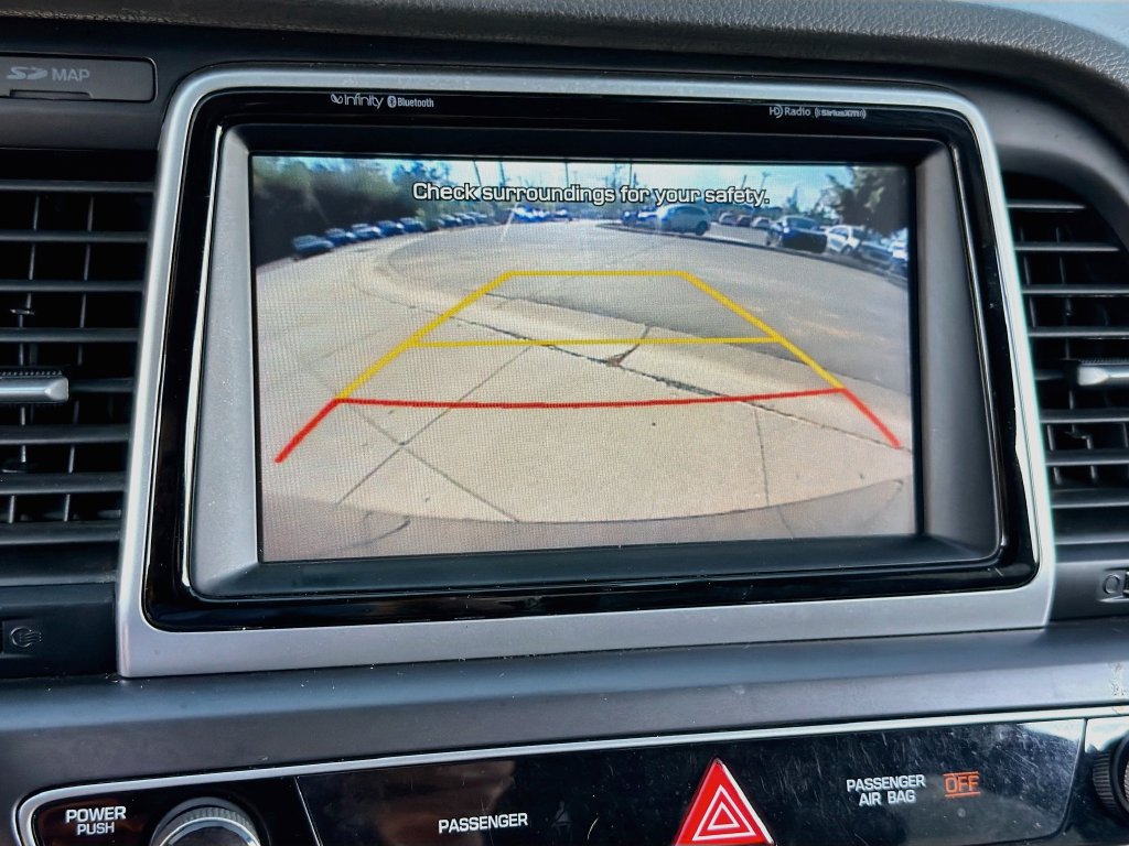 Used 2018 Hyundai Sonata Limited FWD image 13