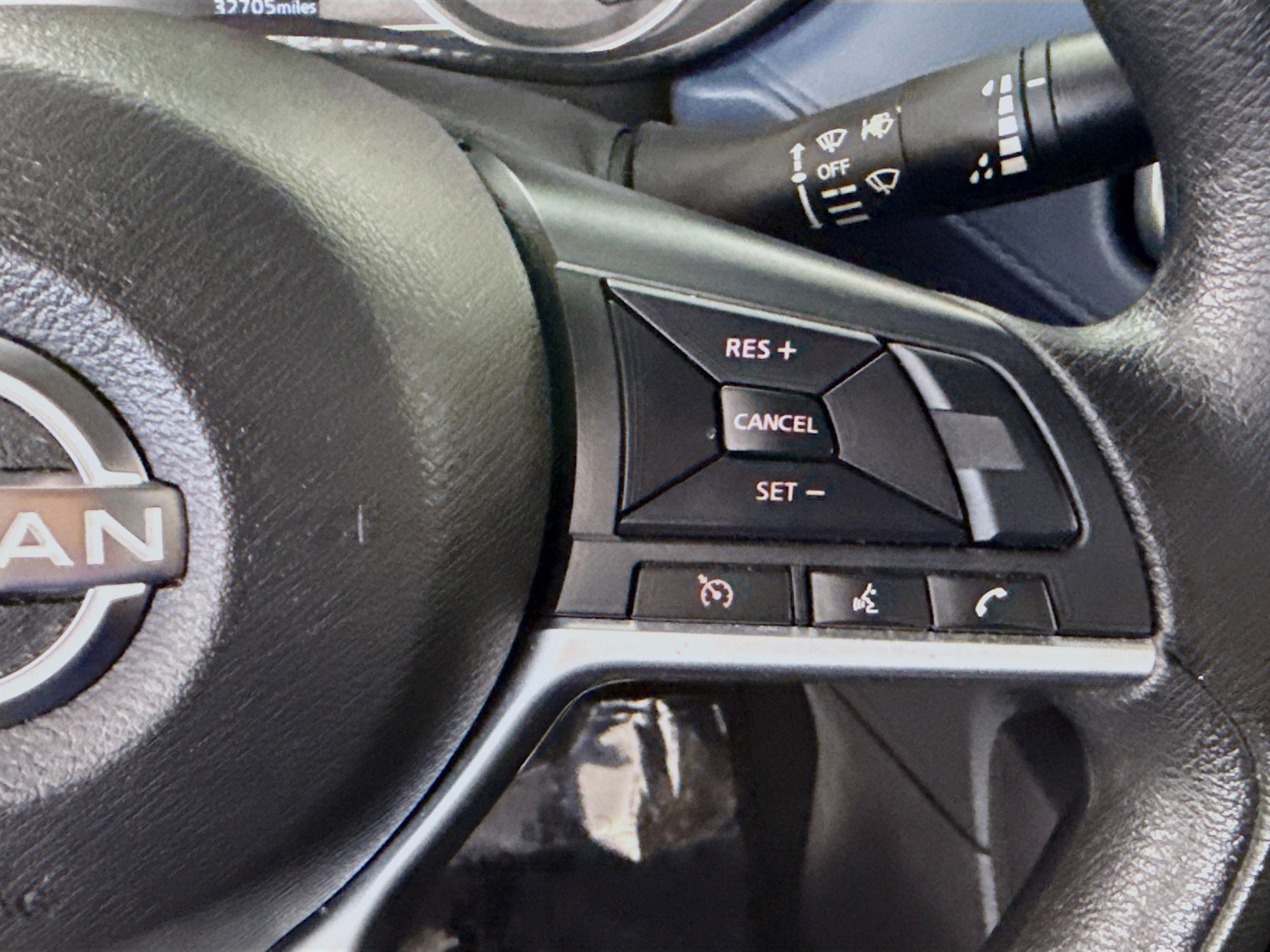 Used 2024 Nissan Versa SV w/ Trunk Package image 15