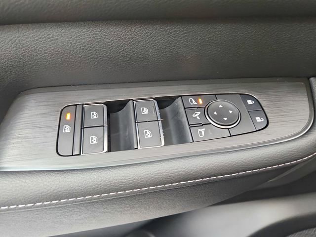 New 2026 Nissan Armada SL w/ Captain's Chari Seat Package image 41