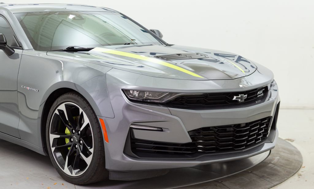 Used 2021 Chevrolet Camaro SS image 18