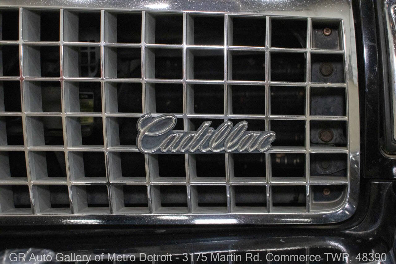 Used 1990 Cadillac Fleetwood Coupe FWD image 34