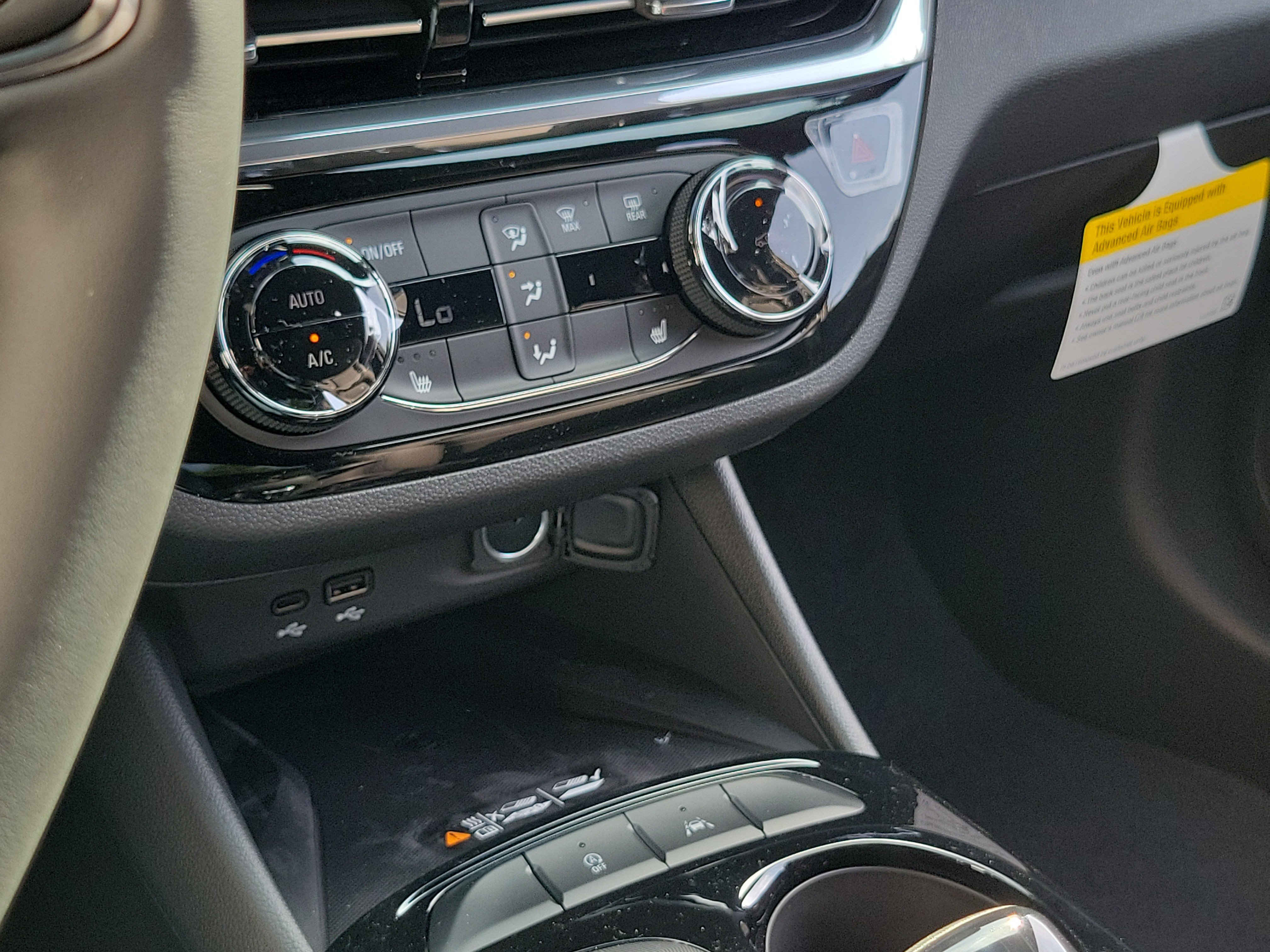 New 2026 Buick Envista Sport Touring w/ Convenience I Package FWD image 30