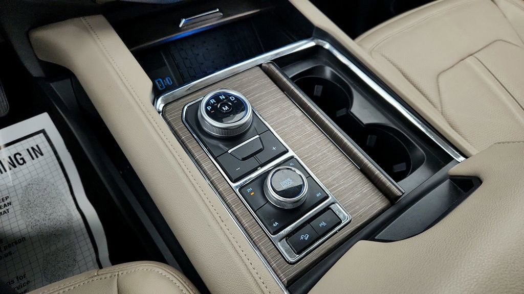 Used 2023 Ford Expedition Limited image 17