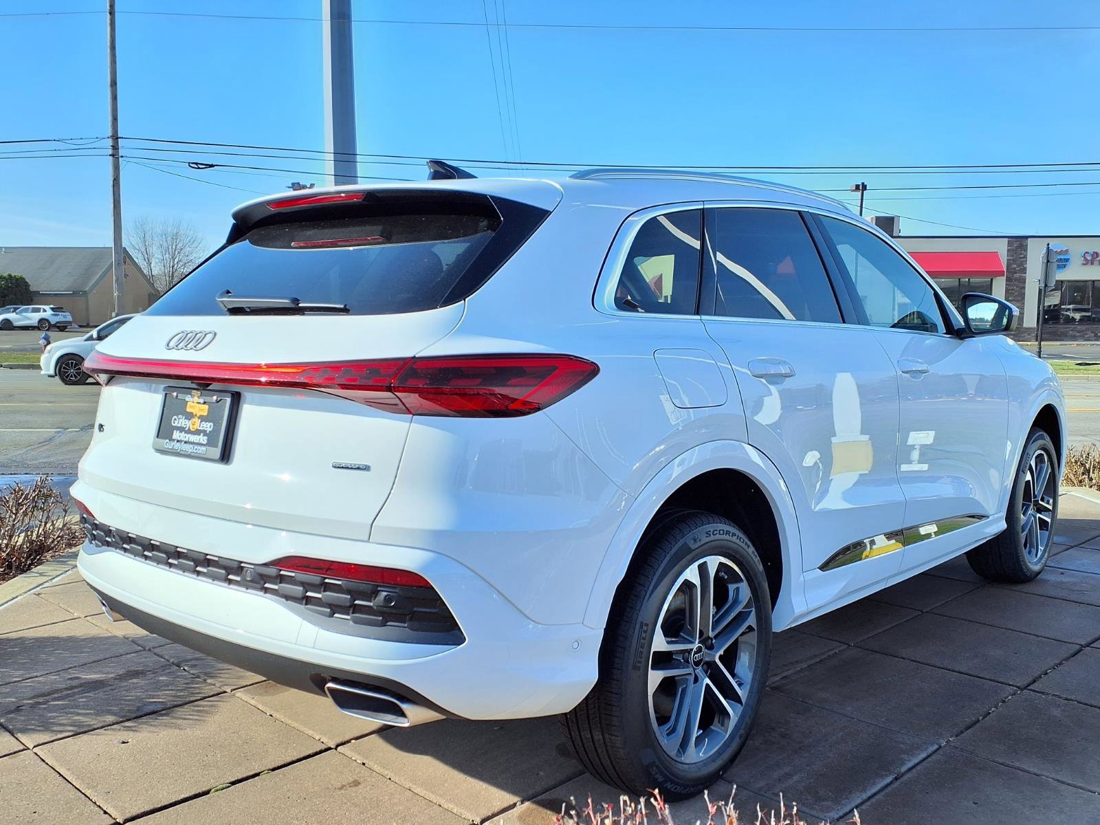 New 2025 Audi Q5 Premium image 10