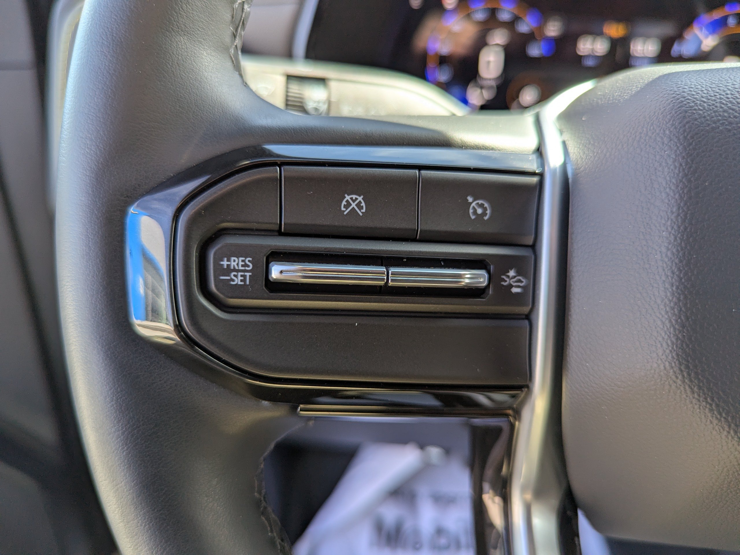 Certified 2026 Chevrolet Colorado ZR2 w/ Technology Package AWD/4WD image 15