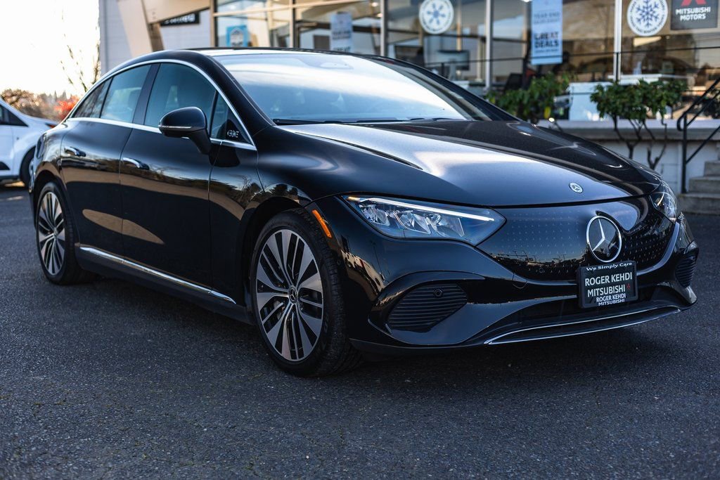 Used 2023 Mercedes-Benz EQE 350+ Sedan image 5