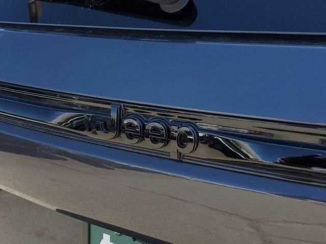 New 2026 Jeep Grand Cherokee Limited AWD/4WD image 7