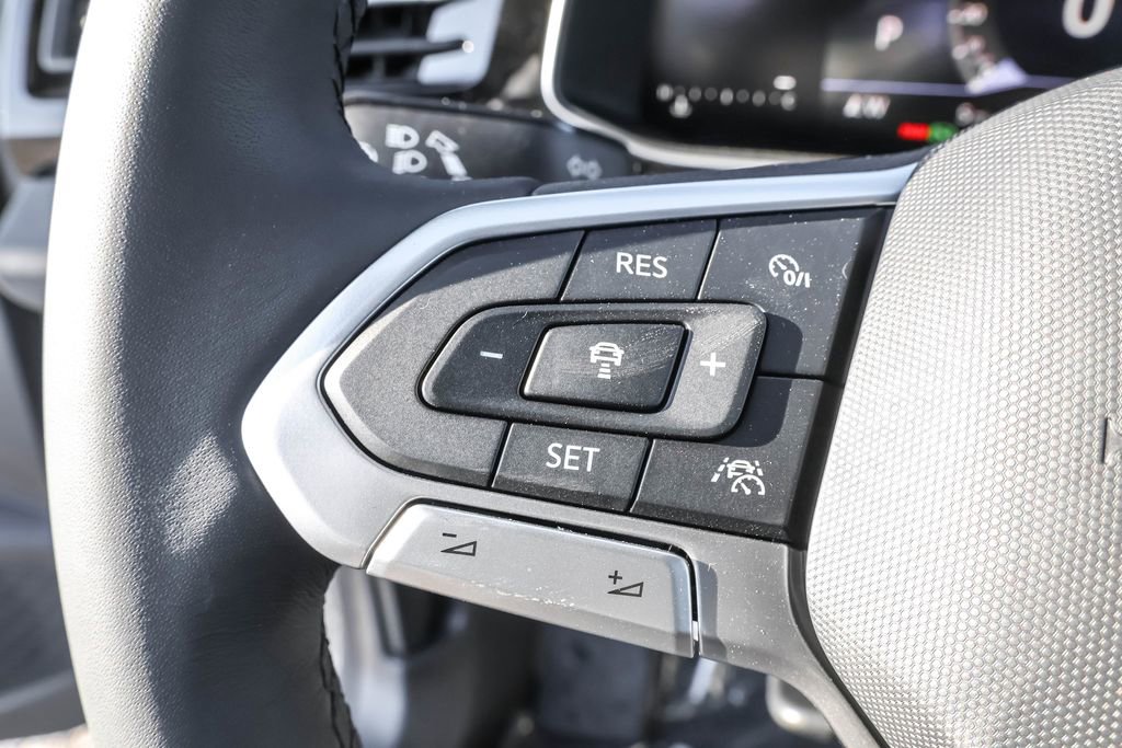 New 2026 Volkswagen Jetta SE FWD image 26