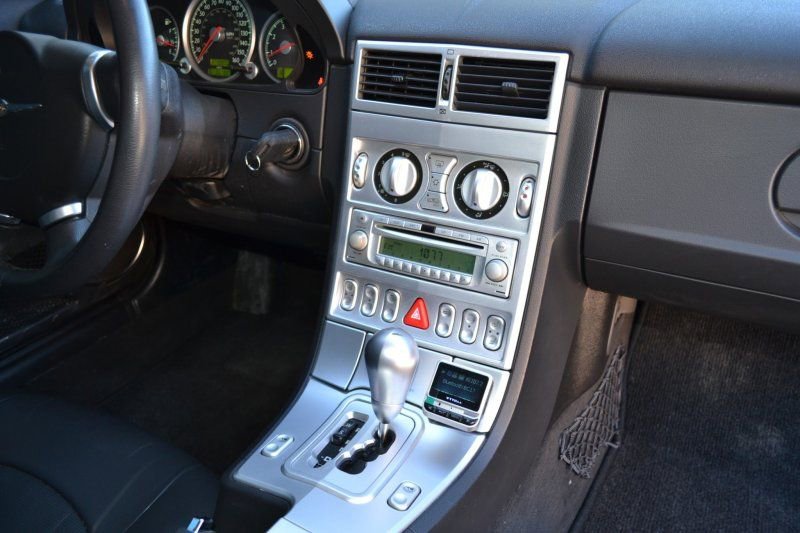 Used 2007 Chrysler Crossfire Limited RWD image 29