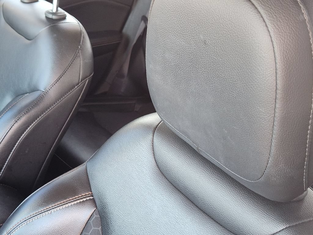 Used 2018 Jeep Compass Latitude w/ Popular Equipment Group FWD image 15