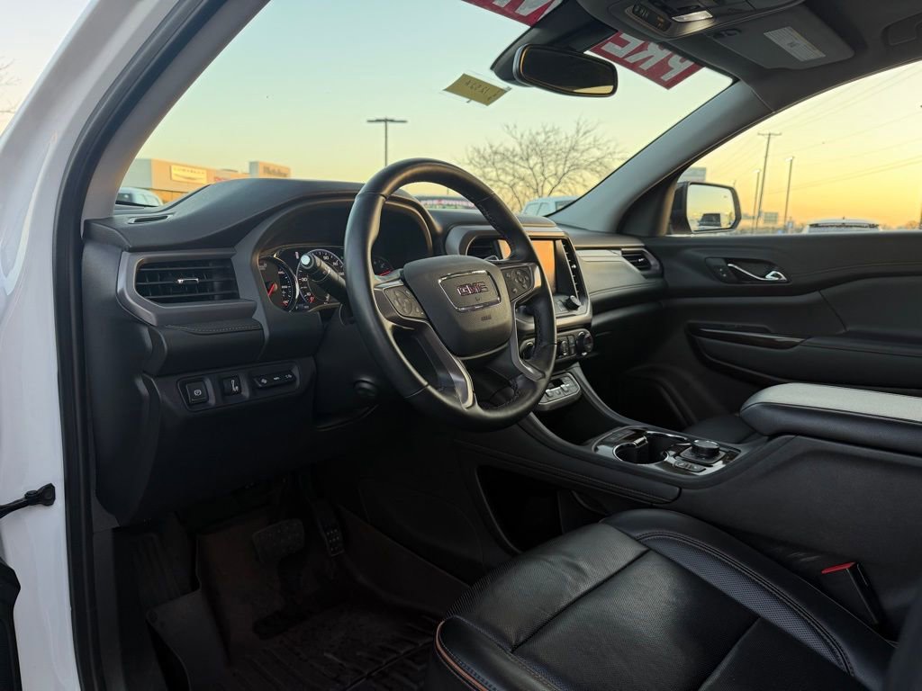 Used 2023 GMC Acadia AT4 w/ Technology Package image 16