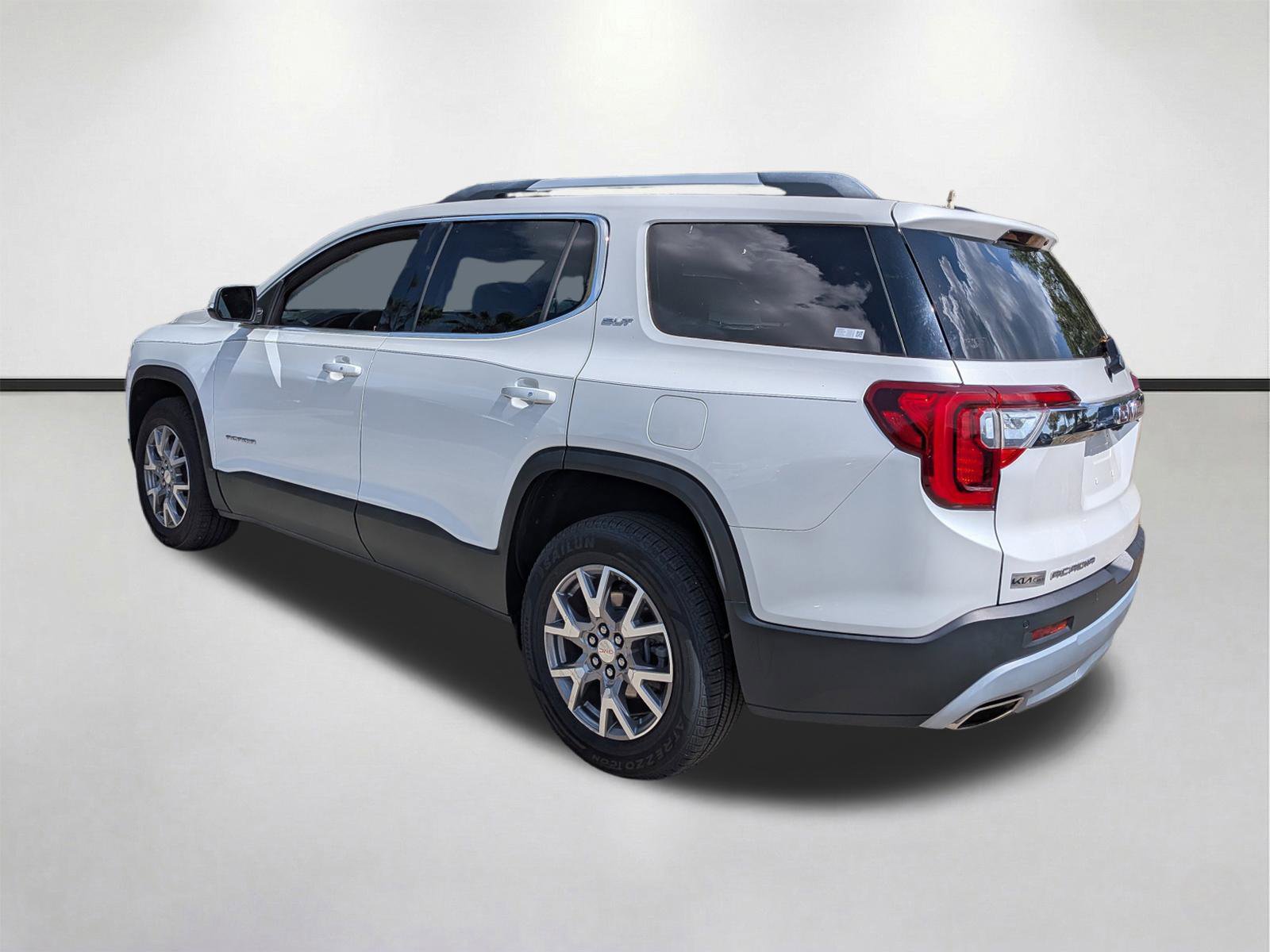 Used 2021 GMC Acadia SLT image 6